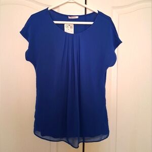 Elegant Cobalt Blue Flowy Women's Top